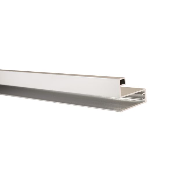  Профиль горизонтальный нижний С КАМЕРОЙ Белый глянц 6 м (узкая системы) (10)
