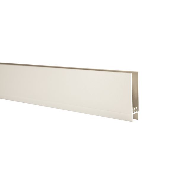 Профиль горизонтальный нижний Белый муар 5,4м